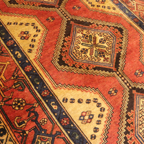 قالیچه دستبافت آذربایجان(136×248) سانتیمتر-5