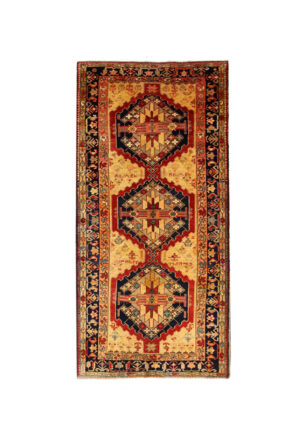 قالیچه دستبافت آذربایجان (111×240) سانتیمتر-1