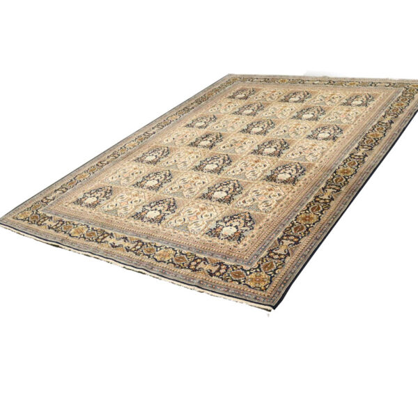فرش دستبافت آنتیک قم (234×319) سانتیمتر-4