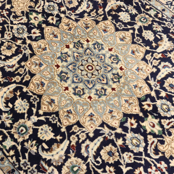 قالیچه دستبافت نائین کاشمر (122×200) سانتیمتر-5