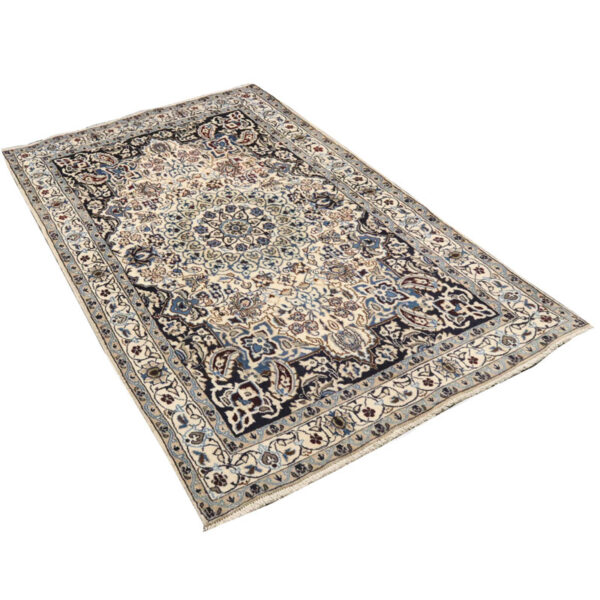 قالیچه دستبافت نائین کاشمری (120×209) سانتیمتر-4