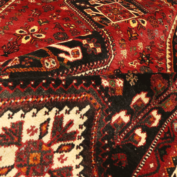 فرش دستبافت قشقایی (181×280) سانتیمتر-2