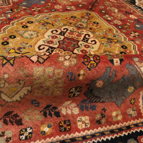 قالیچه دستبافت قشقایی (118×196) سانتیمتر-2