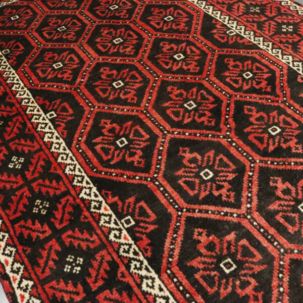 قالیچه دستبافت بلوچ (109×196) سانتیمتر-6